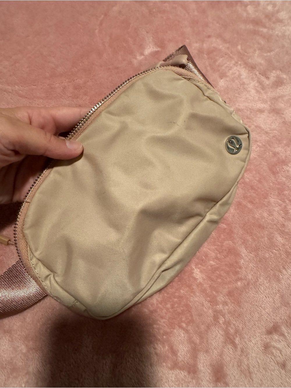 Lululemon bag - Picture 2 of 5